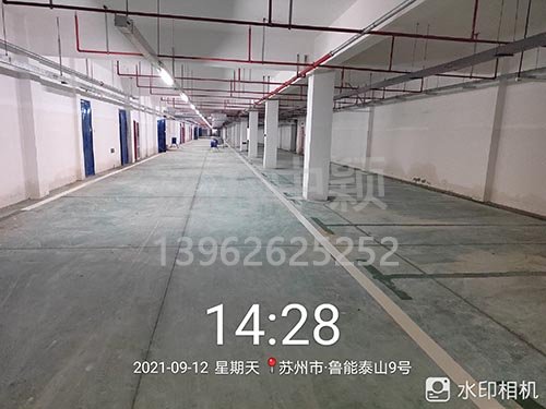 蘇州魯能泰山停車場劃線_車庫劃線項(xiàng)目順利完成。