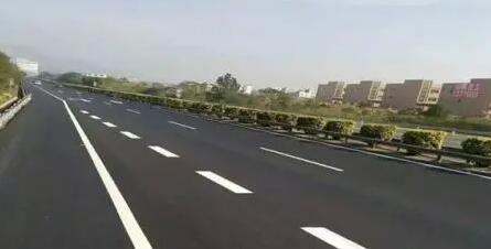 蘇州道路劃線施工如何進(jìn)程操控？